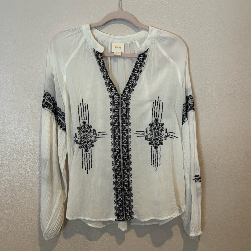 🎉Host Pick🎈Maeve @ Anthropology White and Black Embroidered Top